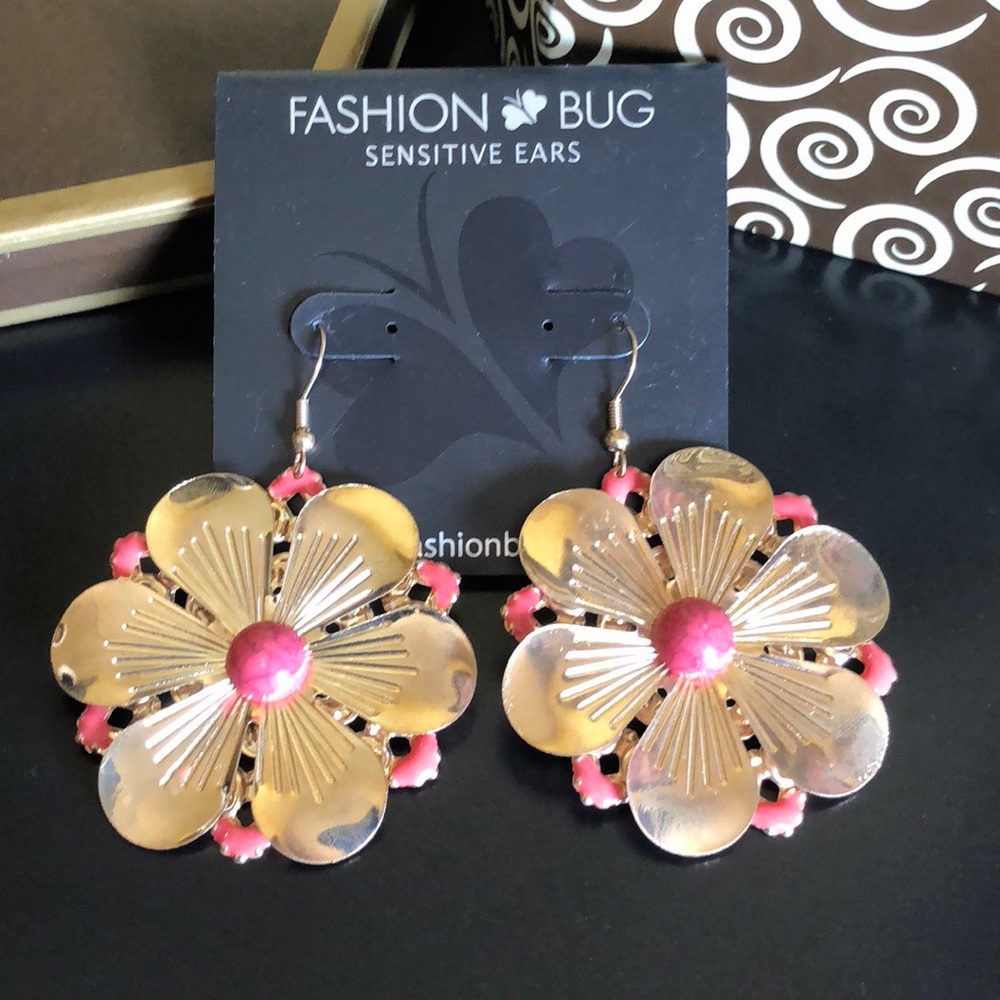 Cute Statement Flower Earrings
